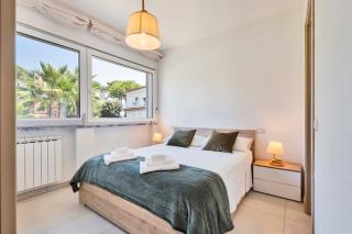 Villa Whit Terreace Sea View - Camaiore - 2