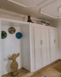 Dania Surf House - 1