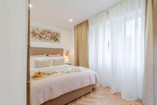 HostWise - Stylish Studio w/ Charming Terrace - Oporto - 5