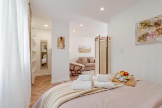 HostWise - Stylish Studio w/ Charming Terrace - Oporto - 2