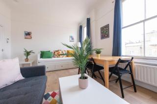 Split-level spacious family apartment - 5