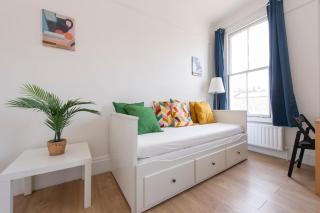Split-level spacious family apartment - 2