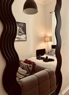 ROBERT HOUSE - 5