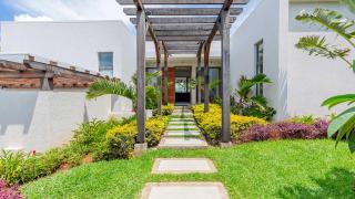 Anahita Villa Ahura 3 bedrooms - Beau Champ - 1