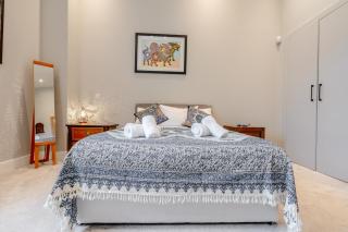 Unique Two Bed Holiday Home in Edinburgh - 4
