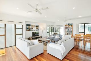 Salt and Pippies - 3