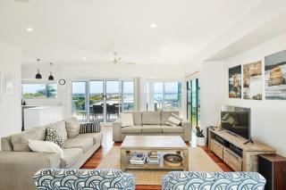 Salt and Pippies - 1