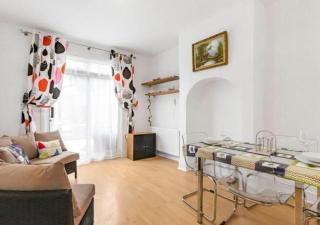 OnSiteStays - 3 Bedroom house near Tottenham Hale - London - 6
