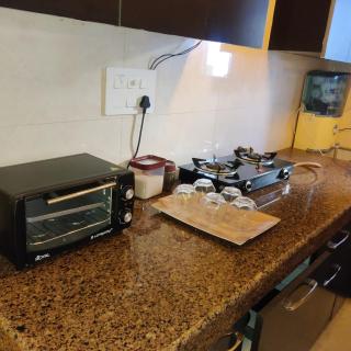 Elegance Beyond Ordinary Stays - Zirakpur - 4