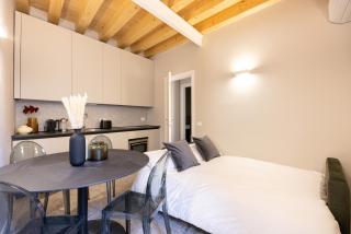 PALAZZO CIVIDALE Suite in the City Center - 5