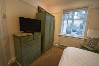 4bed House , NHS Staff , Contractors - Scartho - 2