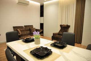 LM Apartments - Tirana - 9
