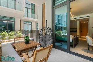 Chic Studio with Pool Access in The Autograph - 5