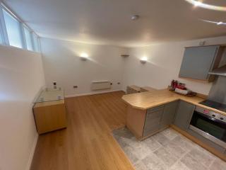 Urban Living at Its Best Stylish 4-Bed Flat with Gym, Underground Parking , Prime Location, Just 2 Minutes from Borough Market & Tube - Londra - 6
