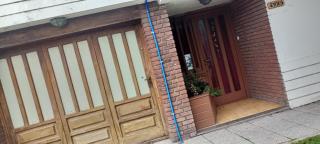 Casa con patio y garaje por día - Mar del Plata - 0