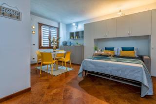 SARDINIA RE - City Suite - 8