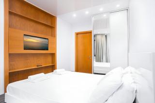 Ideally Designed! Great Malibu View from Balcony! 2 Bedroom in Best Location! - Erevan - 4