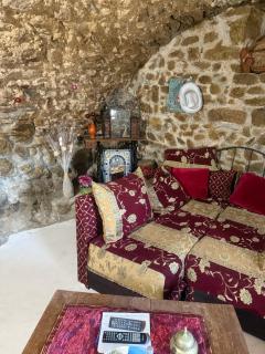 Cave vouter - Saint-Michel-de-Chabrillanoux - 6