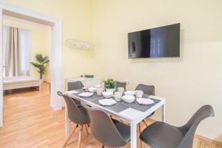 Central - NEW - AirCon - Comfy - Budapest - 3