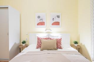Central - NEW - AirCon - Comfy - Budapest - 4