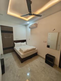 Cozy Stays by NishAnsh - Jaipur - 2