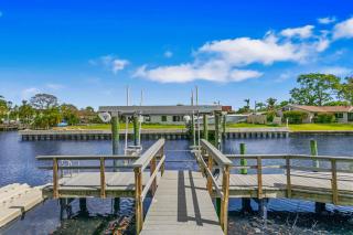 6BR Family Escape-Pool Sport Courts Game Room - 7