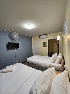 KK Poshtel - - 5