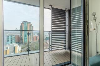 2BR Gem with Balcony 5 min Stratford Station - Londra - 5