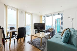2BR Gem with Balcony 5 min Stratford Station - Londra - 4