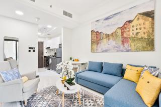 Stunning 1BR APT in Rukan with Gym and Pool - 3