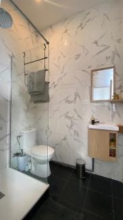 Charmant T2 avec Jardin, Barrière St-Genes - 1