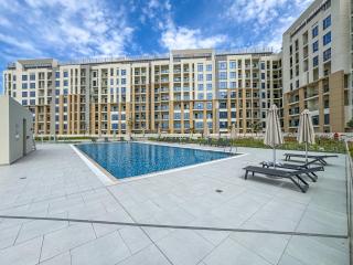 Stunning 1BR APT in Rukan with Gym and Pool - 6