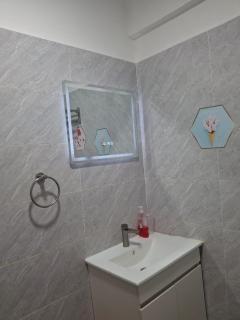 Homely studio, kileleshwa - Nairobi - 9