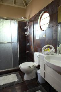 Hibiscus House - Mount Irvine - 3