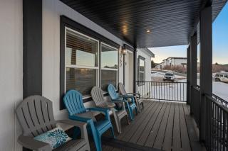 Beautiful New Home - Access to Ideal Beach Resort - Garden City - 2