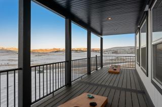 Beautiful New Home - Access to Ideal Beach Resort - 4