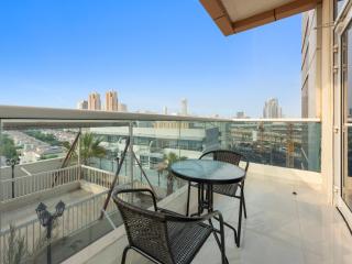 Elegant Urban Studio in Al Manara Tower, JVT - 4
