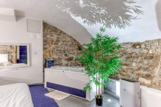Royal Suite Spa et Balnéo Privatif - Lione - 6