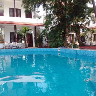Budget Pool Resort - Varkala - 1