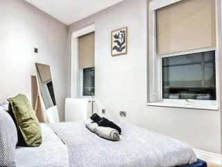 Bright & Modern 3-Bed Apartment - Brighton & Hove - 9