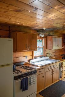 Moose Point Cabin - Greenville - 4