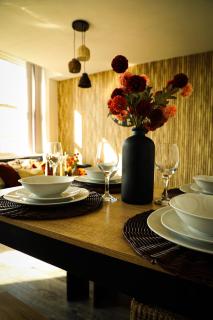 Luxury City Apartment Work & Leisure - 6