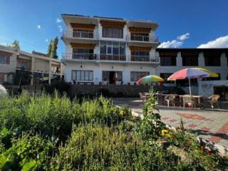 yangphel house - Leh - 2