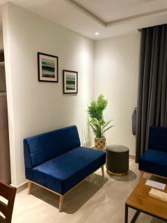 Zameen Aurum Luxury Apartments Gulberg 3 Mirhaa homes -1 - Lahore - 1
