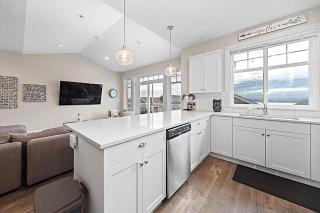 Toes In The Sand Cottage #201 - Osoyoos - 2