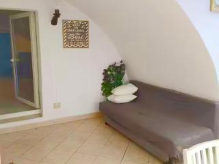 Mezzanino Con Patio e Archi a Vela - Bari - 4