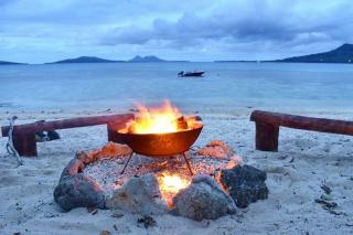 Whispering Palms - Absolute Beachfront Villas - Port Vila - 6