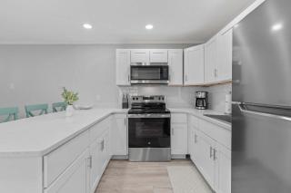 Flagler Suites 1 - 1