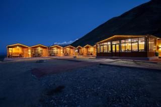 Snow Pine Luxury Wooden Cottage - 3