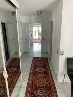 Exklusive Ferienwohnung mit Pool zum Schwimmen und massieren - Hausen - 6
